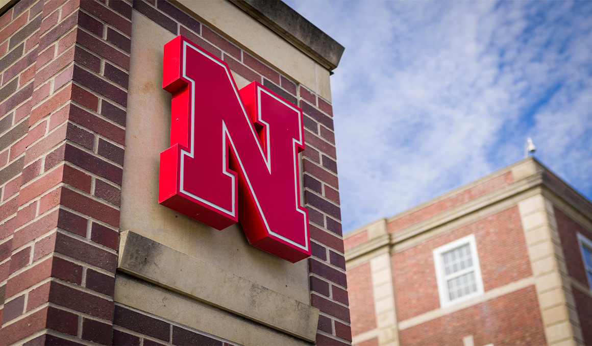 Bishop denounces drag show at University of Nebraska–Lincoln for mocking the Mass