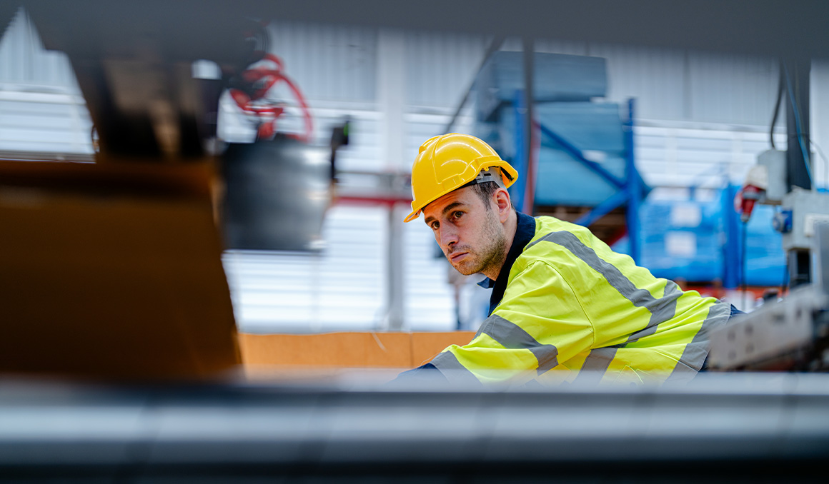 June US employment report shows strong job market and economy against expectations